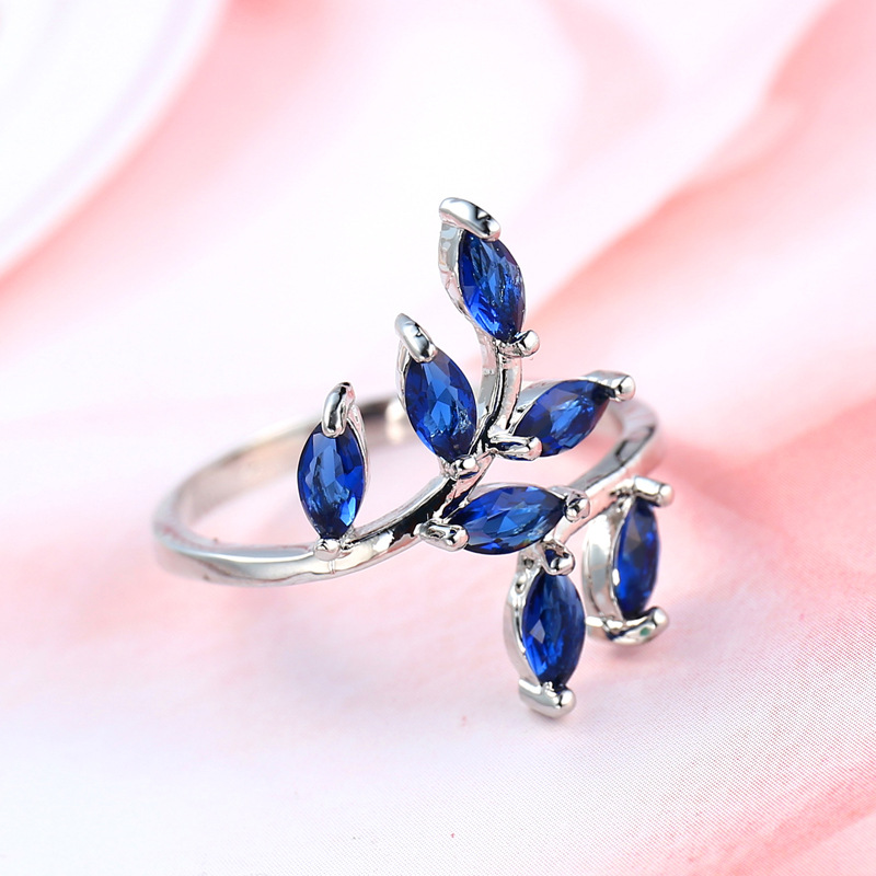 Pretty Blue Leaves Design Ring - огляд і ціна Ethnic Fashion Design