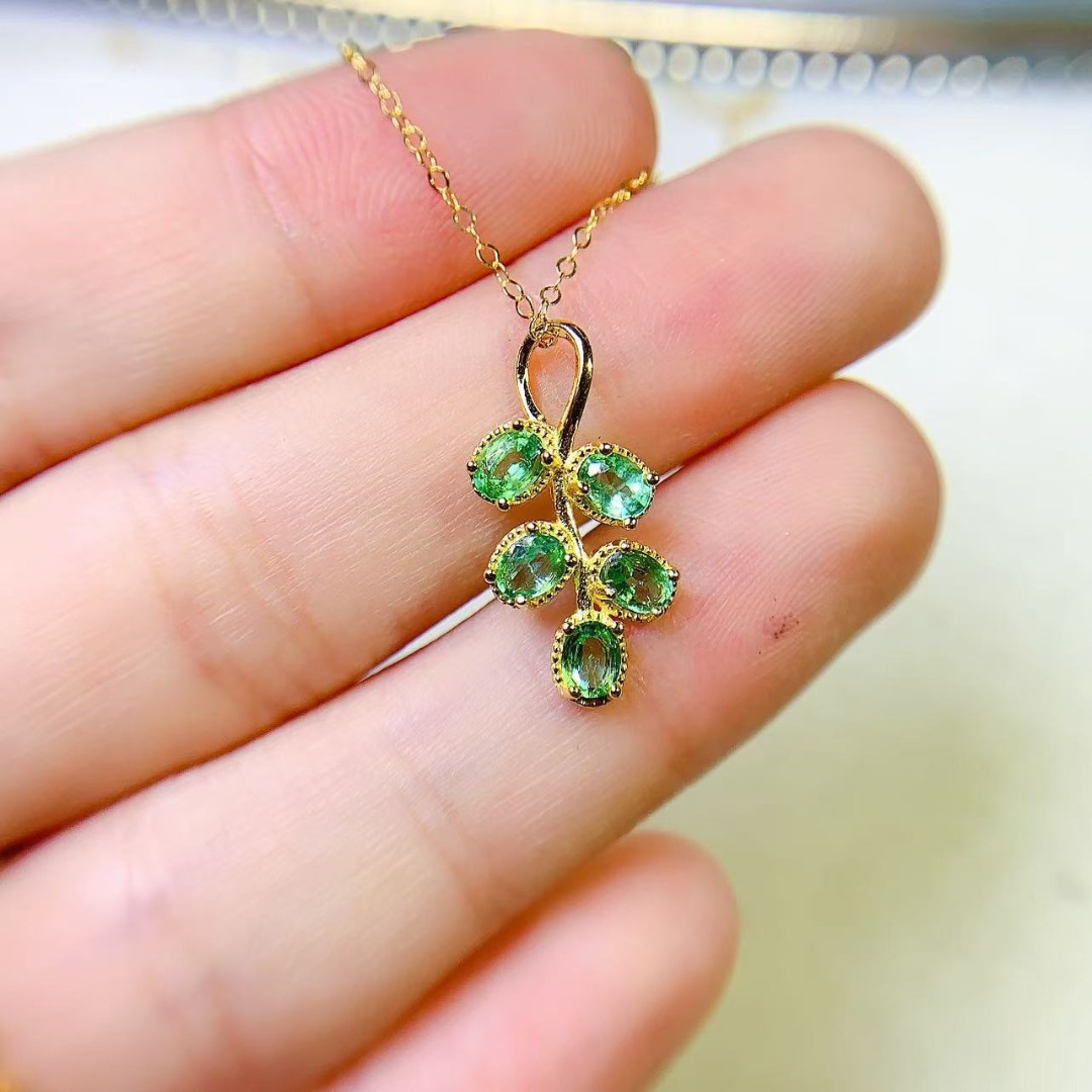 Opulent Genuine Emerald S925 S - огляд і ціна Ethnic Fashion Design