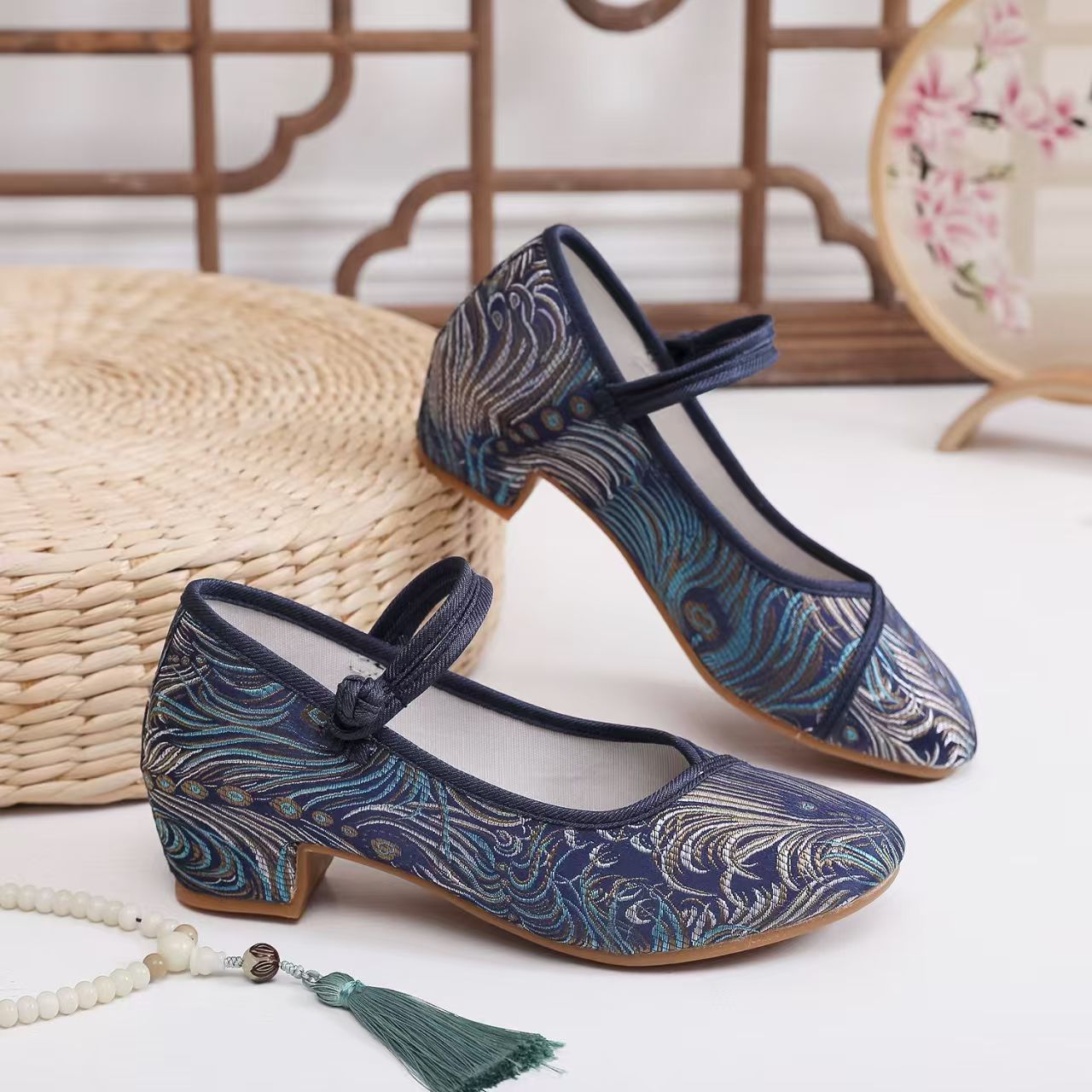 2026 Women New Block Heel Silk - огляд і ціна Ethnic Fabric